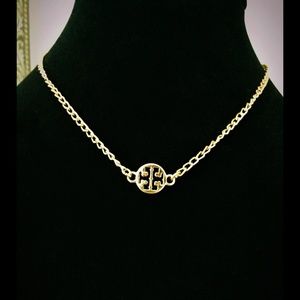 ✅🆕 TORY BURCH MINI CHARM W/ GOLD CHOKER